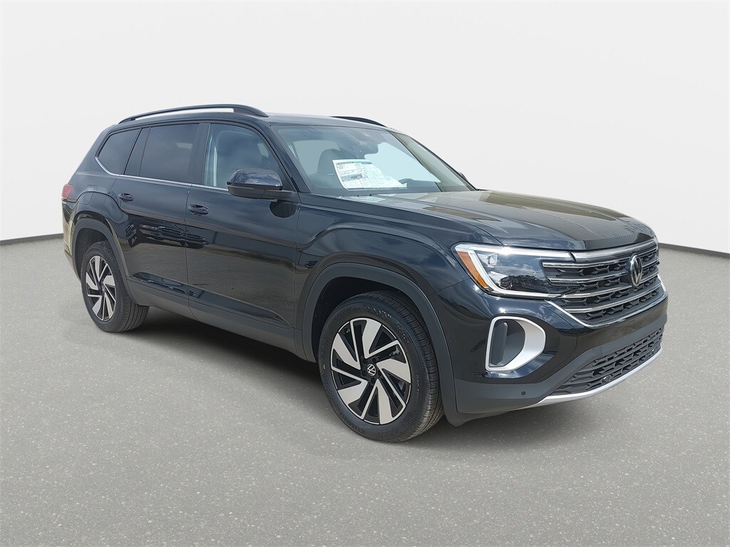 2025 Volkswagen Atlas SE Technology photo 3