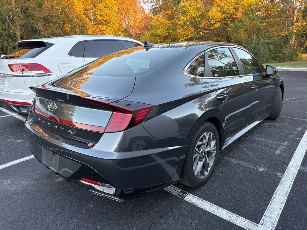 2022 Hyundai Sonata SEL photo 4