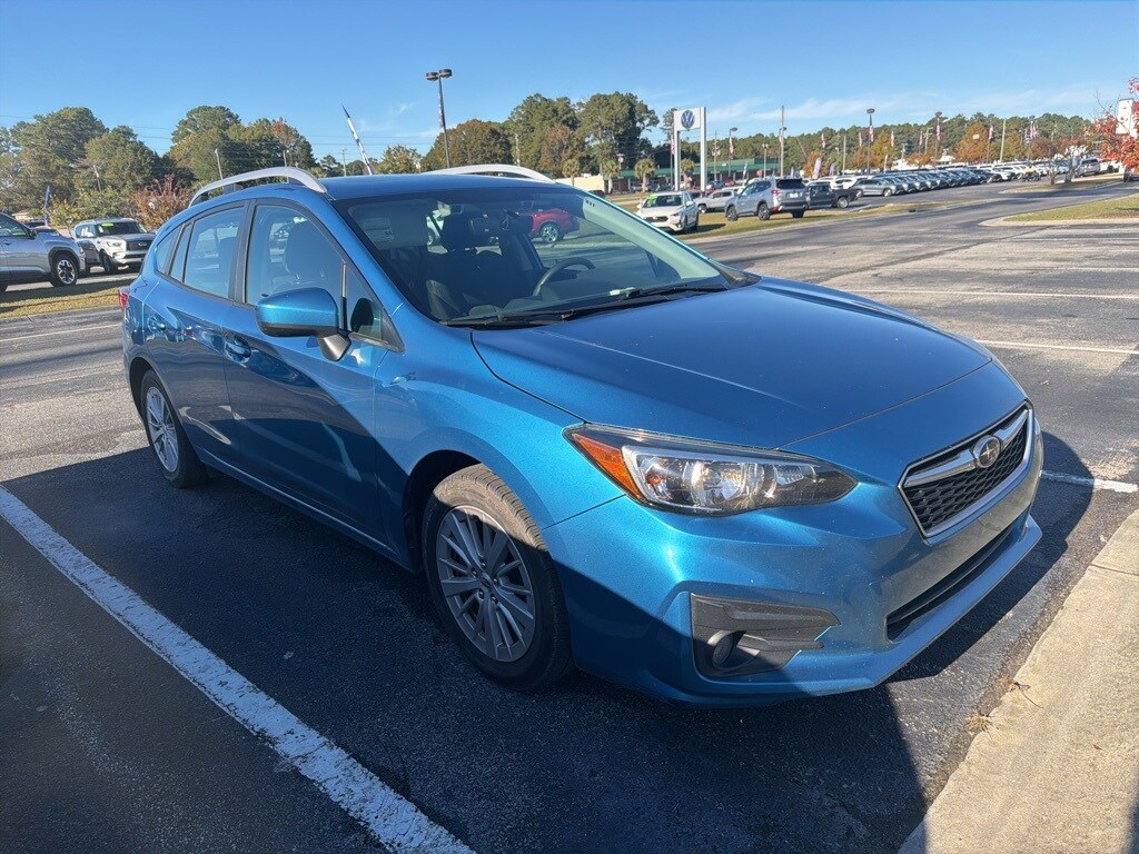 2018 Subaru Impreza 2.0i Premium photo 2