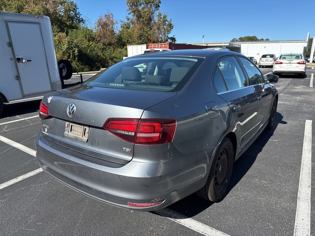 2017 Volkswagen Jetta 1.4T S photo 3