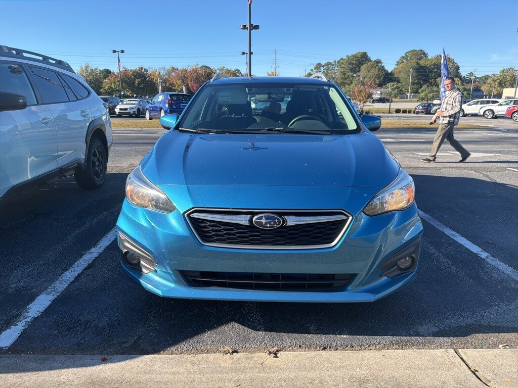 2018 Subaru Impreza 2.0i Premium photo 3