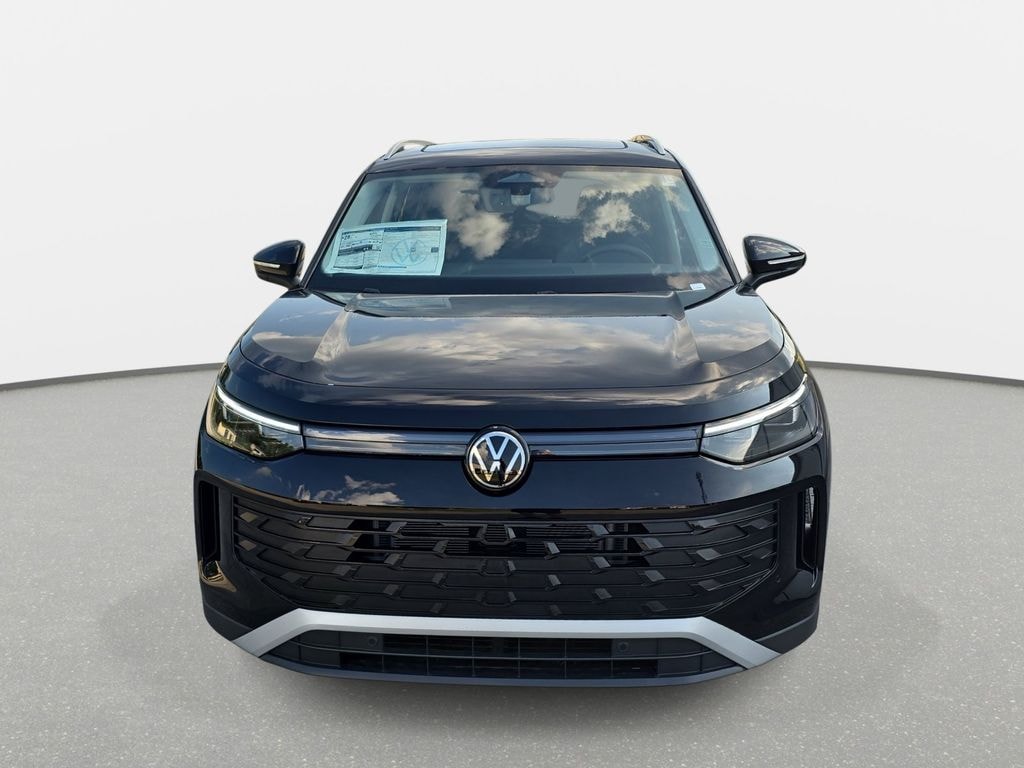 New 2026 Volkswagen Tiguan SE SUV