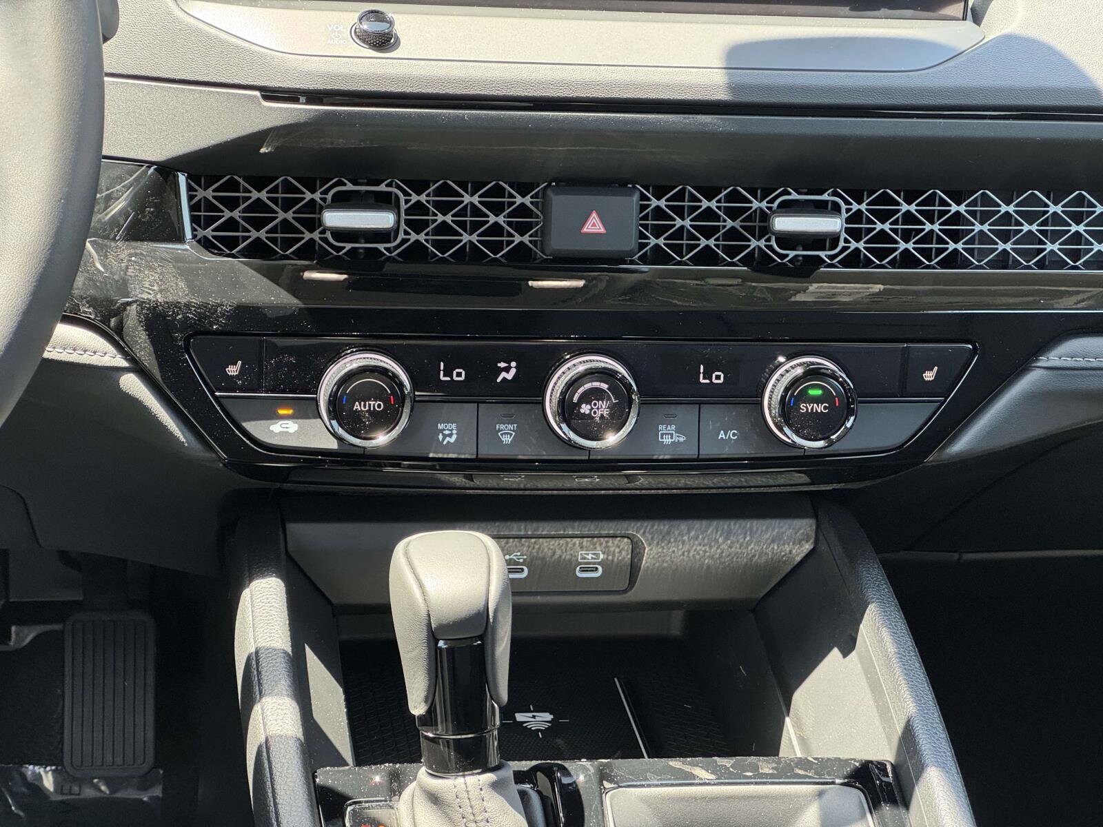 2025 Honda Accord Hybrid EX-L photo 4