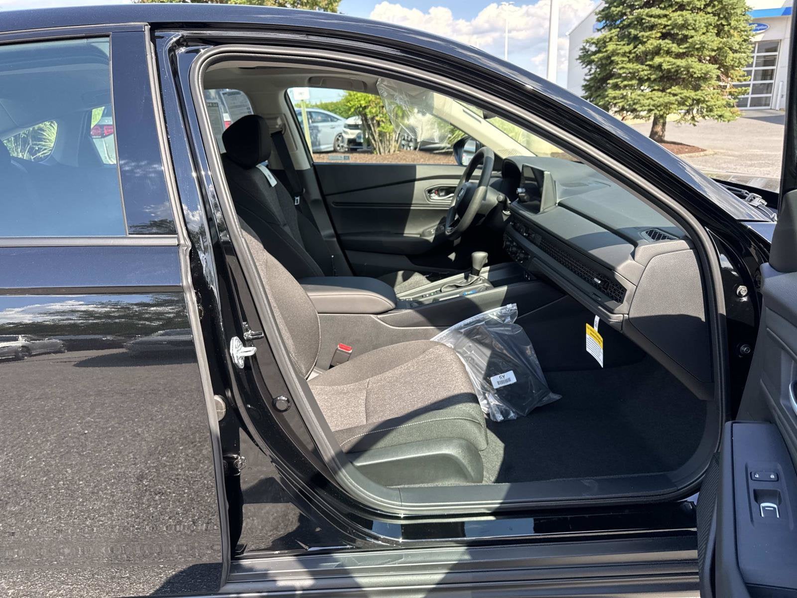 2026 Honda Accord SE - Photo 11