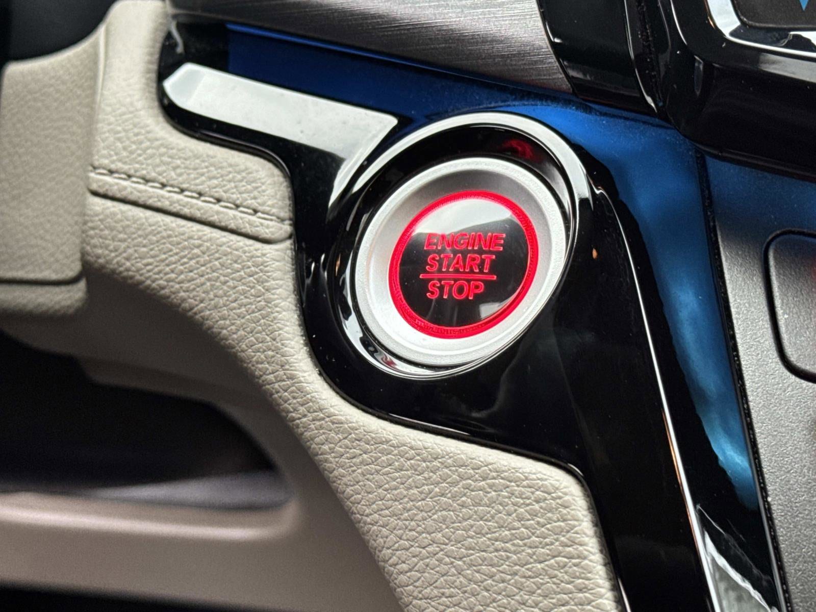 Image of 2023 Honda Odyssey Touring Van