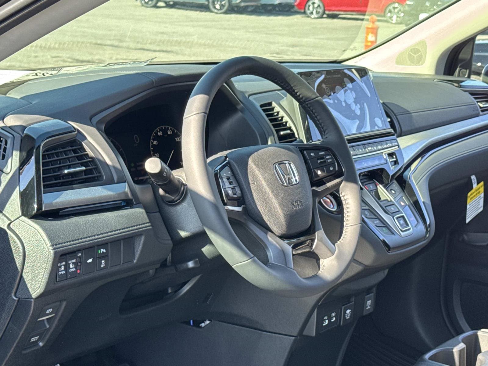 2026 Honda Odyssey Touring - Photo 24