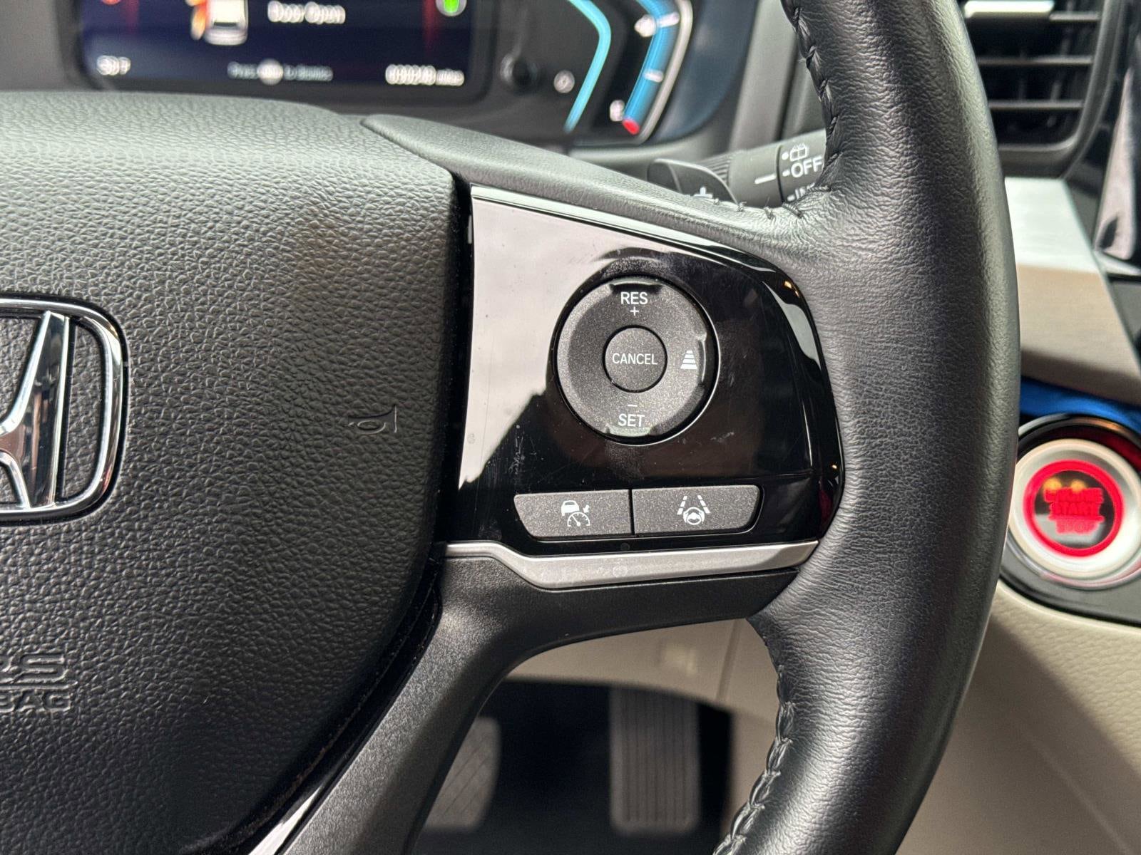 Image of 2023 Honda Odyssey Touring Van