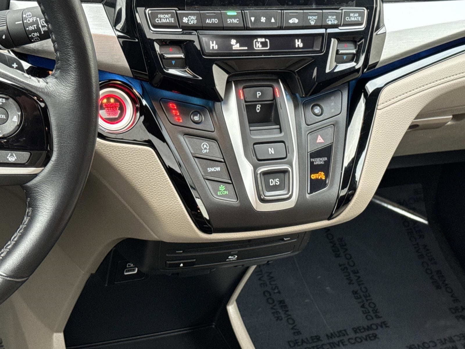 Image of 2023 Honda Odyssey Touring Van