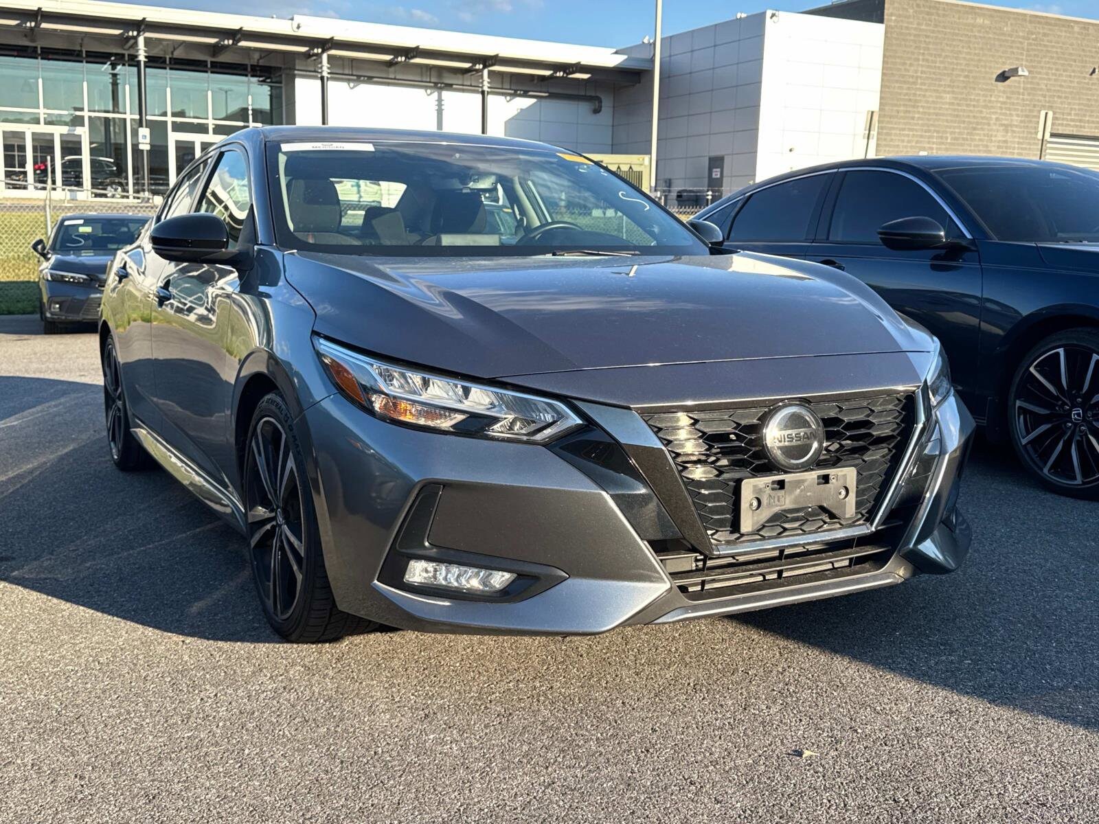 2021 Nissan Sentra SR photo 3