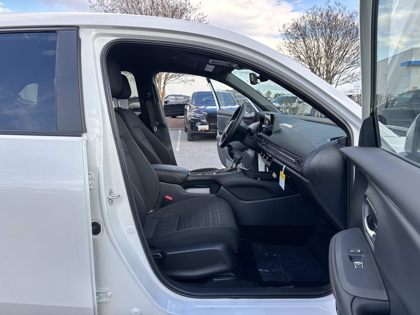 2026 Honda HR-V Sport - Photo 11
