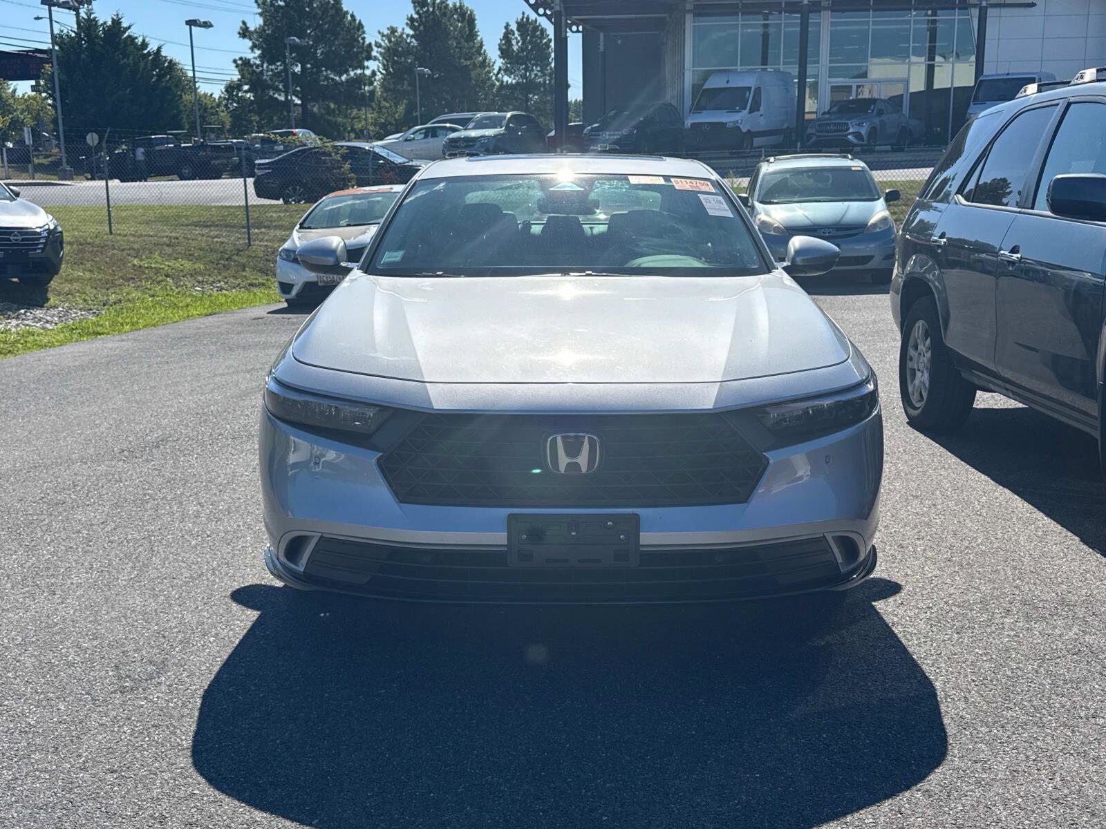 2023 Honda Accord Hybrid EX-L photo 2
