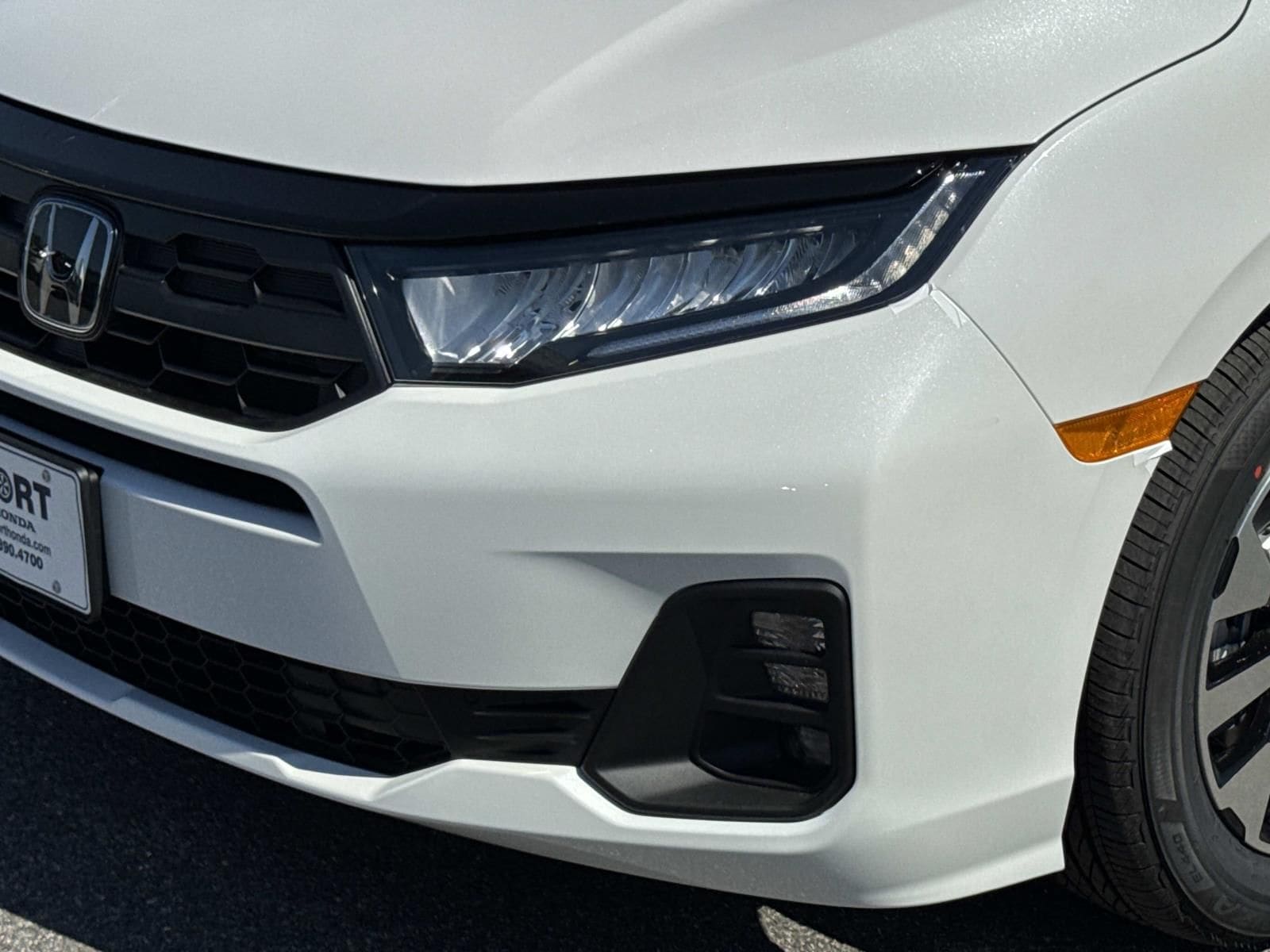 2026 Honda Odyssey EX-L - Photo 7