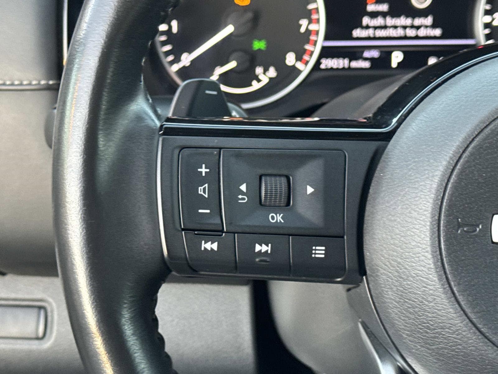 Image of 2023 Nissan Pathfinder SL SUV