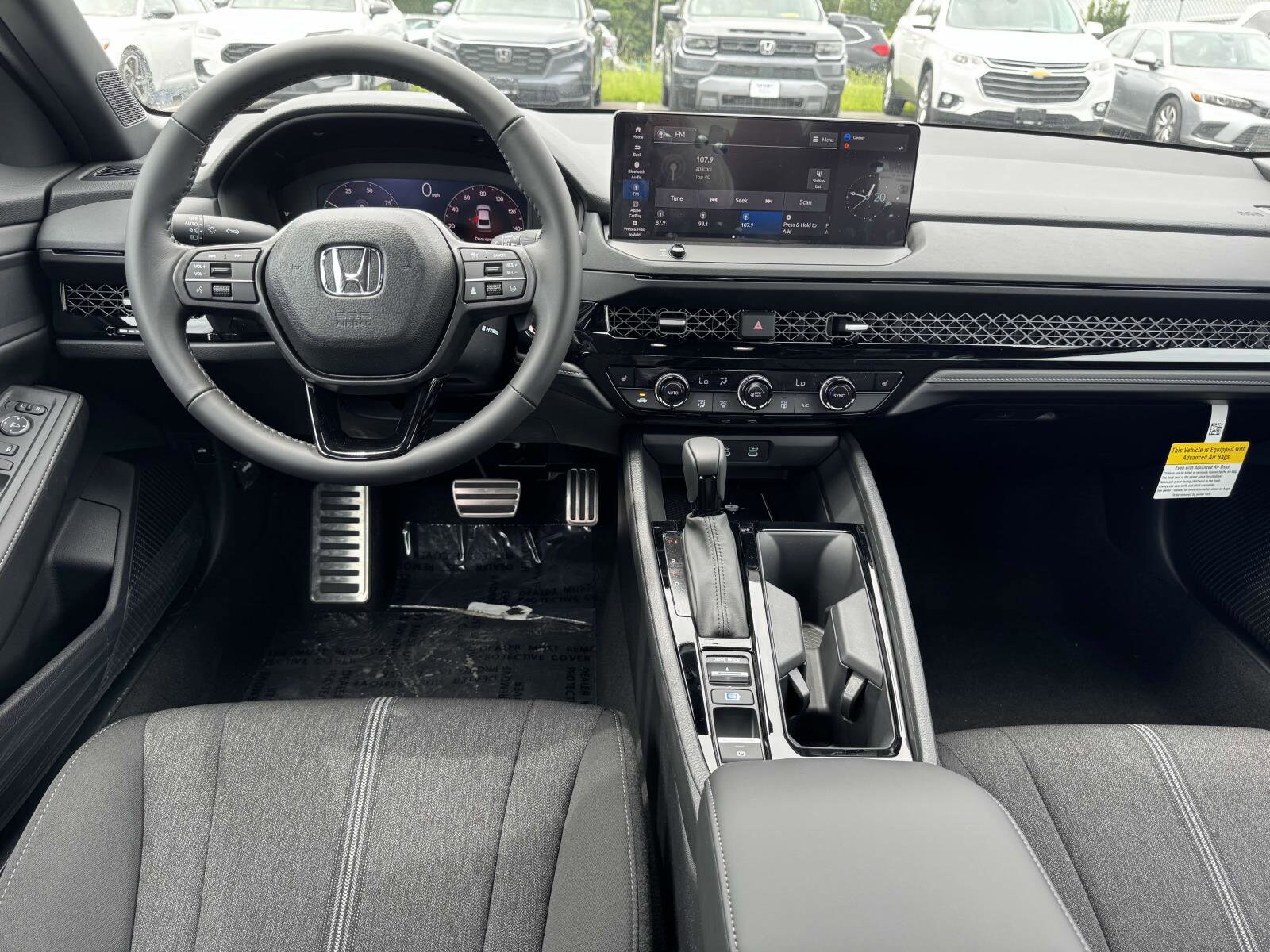 2025 Honda Accord Hybrid Sport photo 2