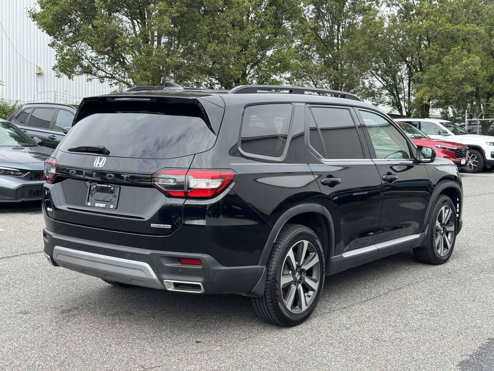 2025 Honda Pilot Touring - Photo 26