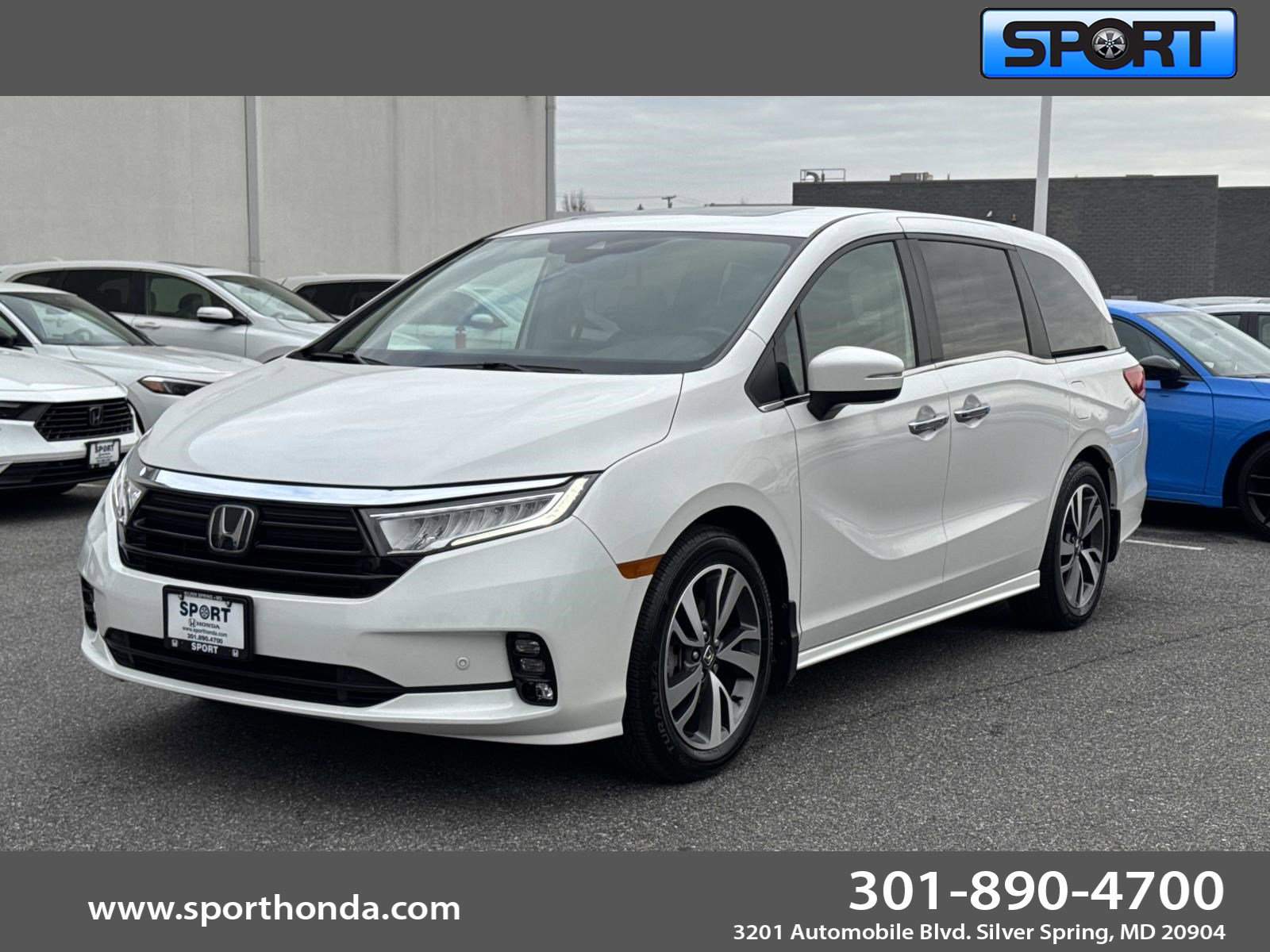 2023 Honda Odyssey Touring's photo
