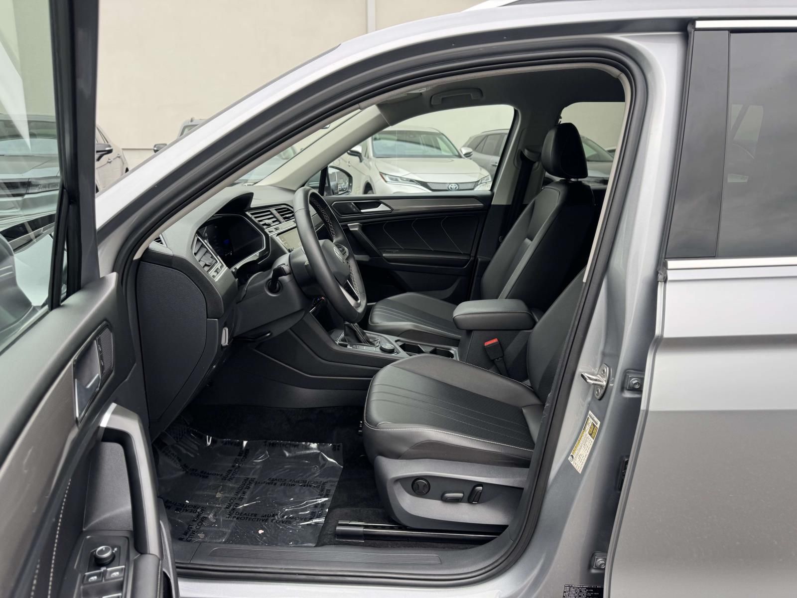 2024 Volkswagen Tiguan SE - Photo 19