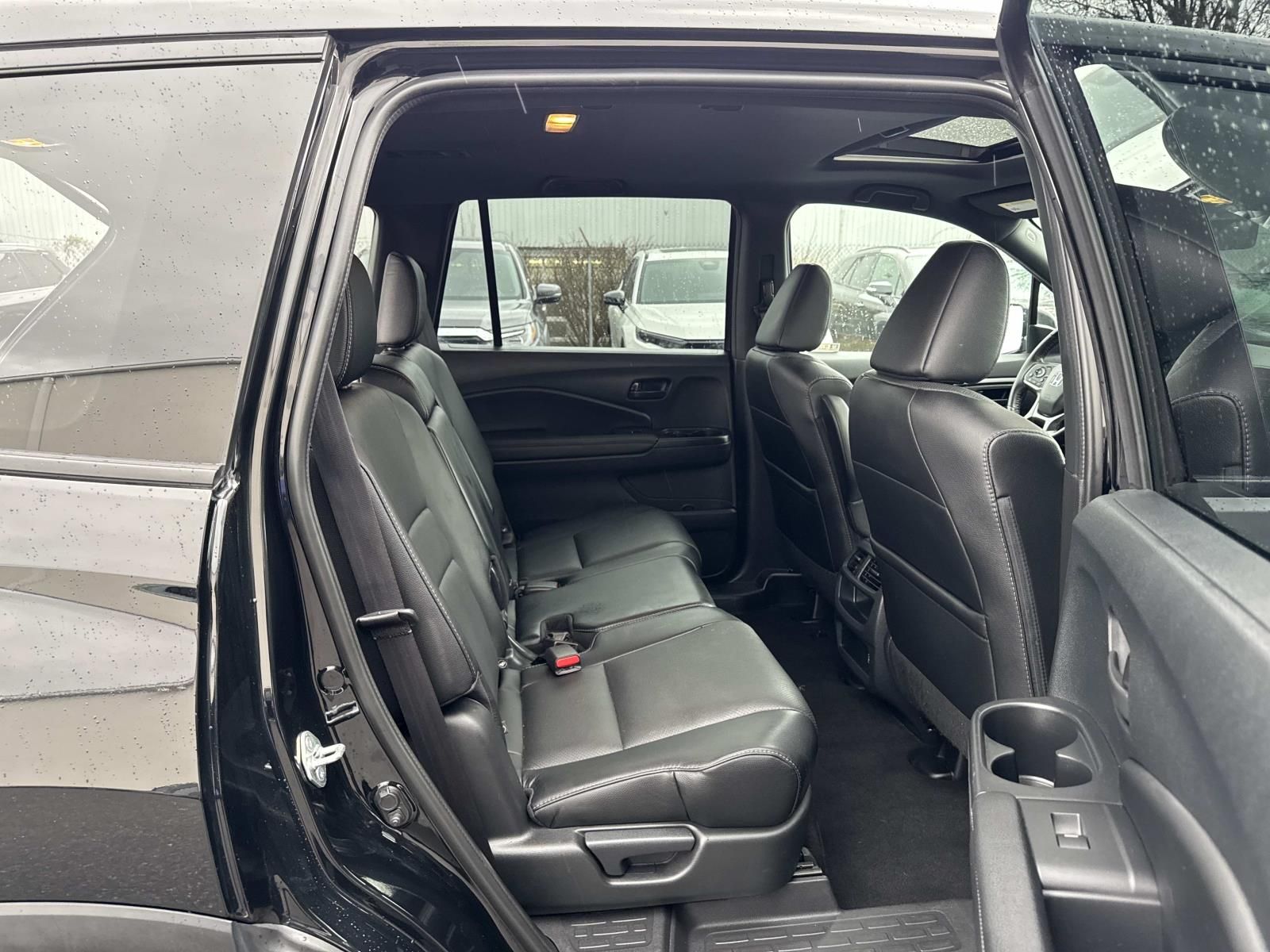 2023 Honda Passport EX-L - Photo 16