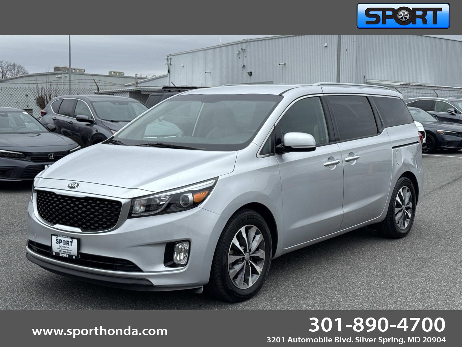 2016 Kia Sedona SX's photo