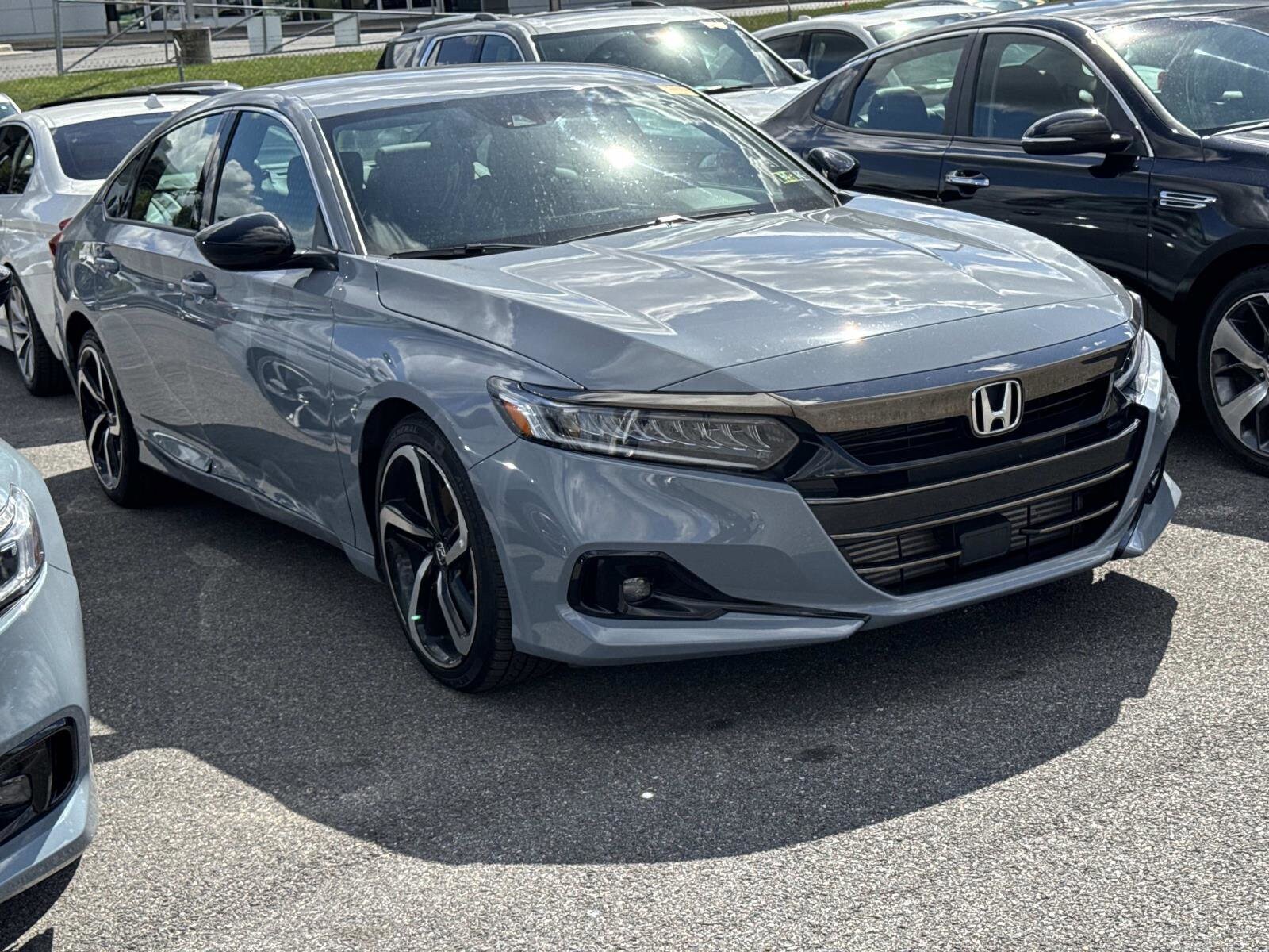 2022 Honda Accord Sport photo 3