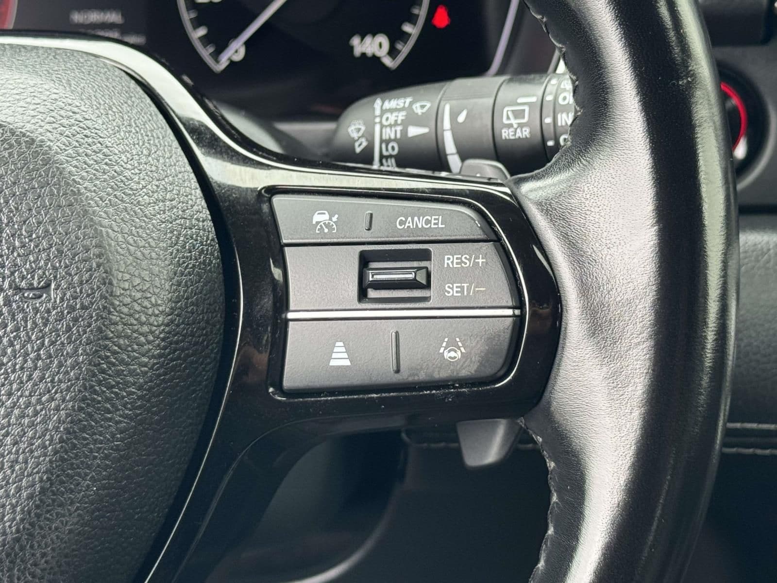 2025 Honda Pilot Touring - Photo 8