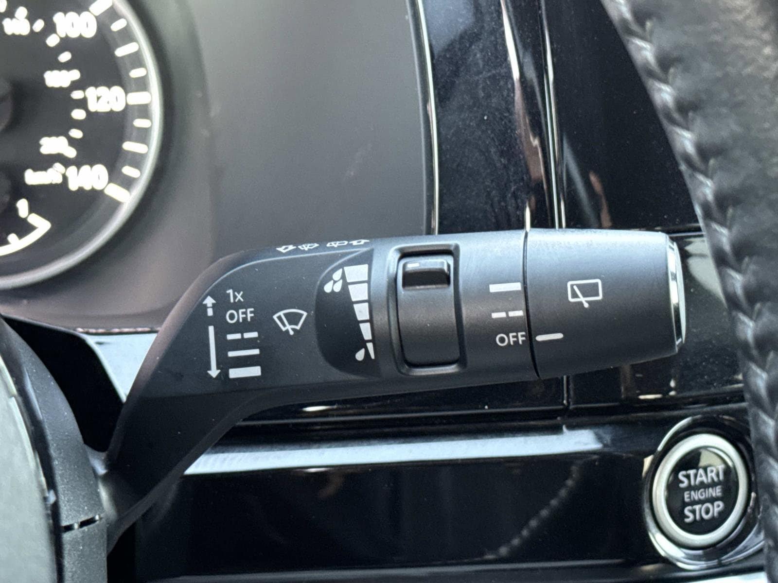 Image of 2023 Nissan Pathfinder SL SUV