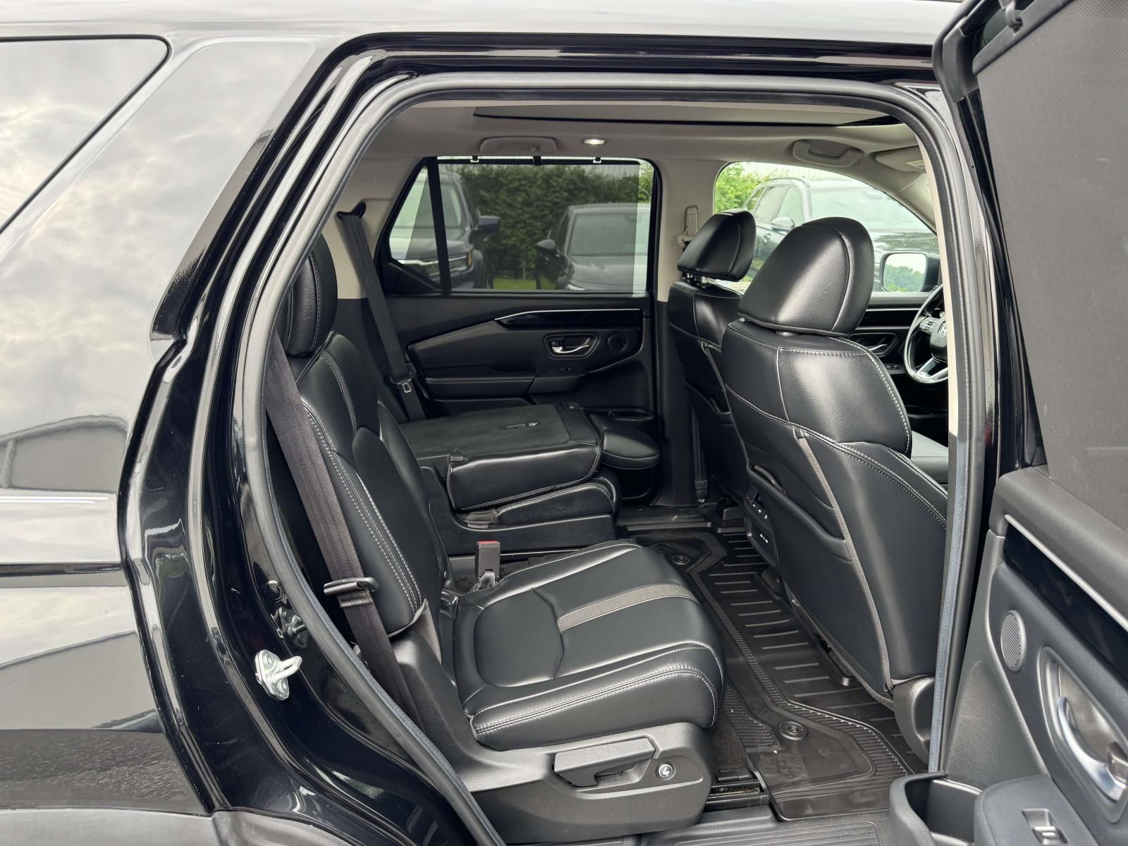 2025 Honda Pilot Touring - Photo 16