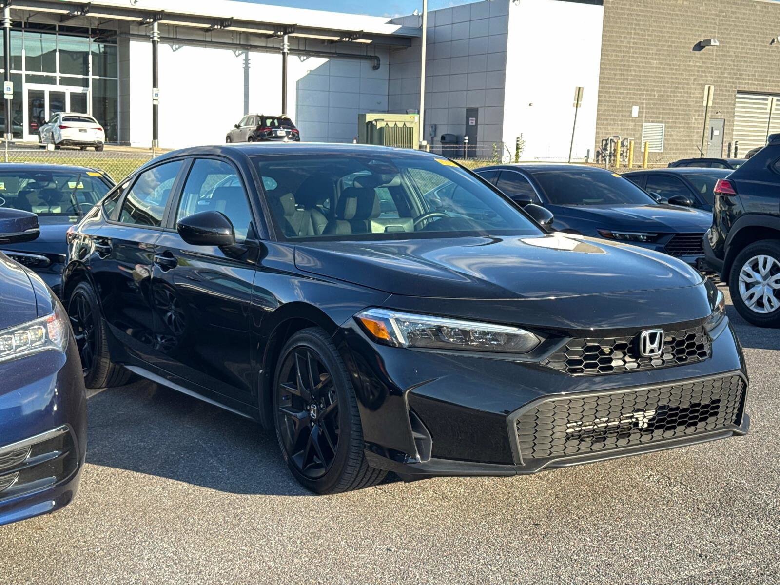 2025 Honda Civic Sport Hatchback photo 3
