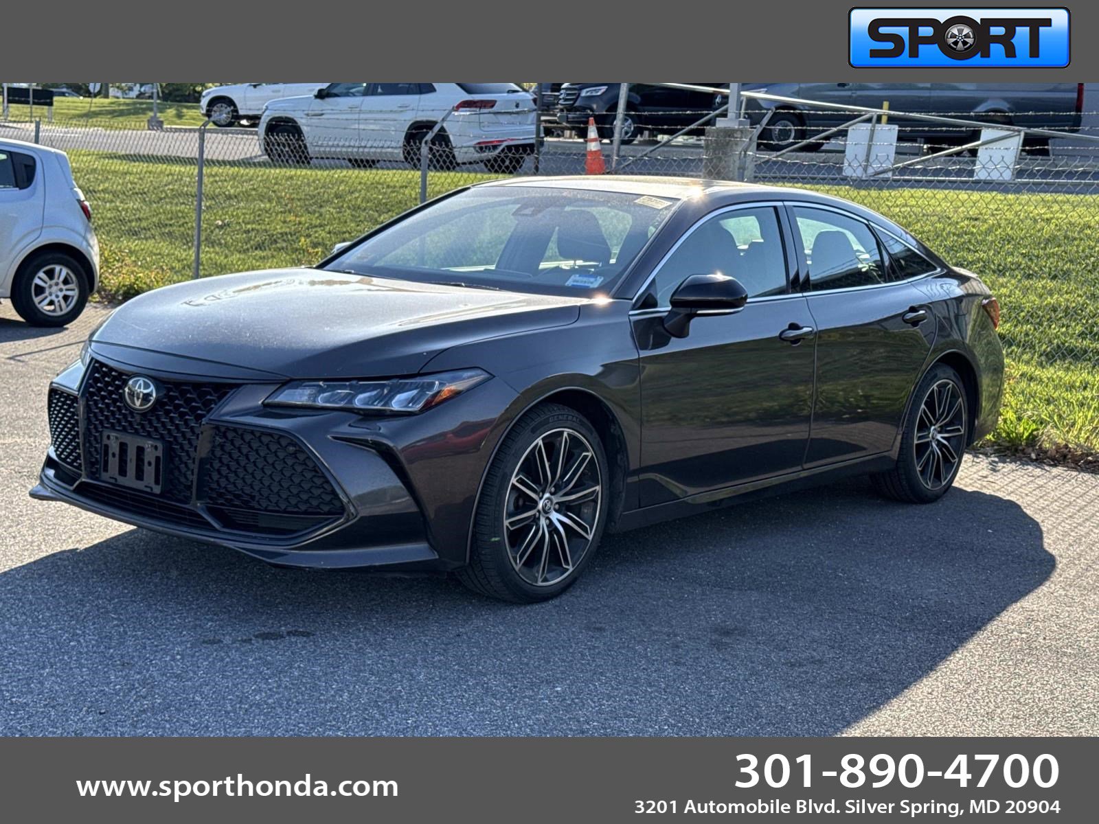 2019 Toyota Avalon XSE's photo