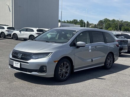 2026 Honda Odyssey Touring Minivan/Van
