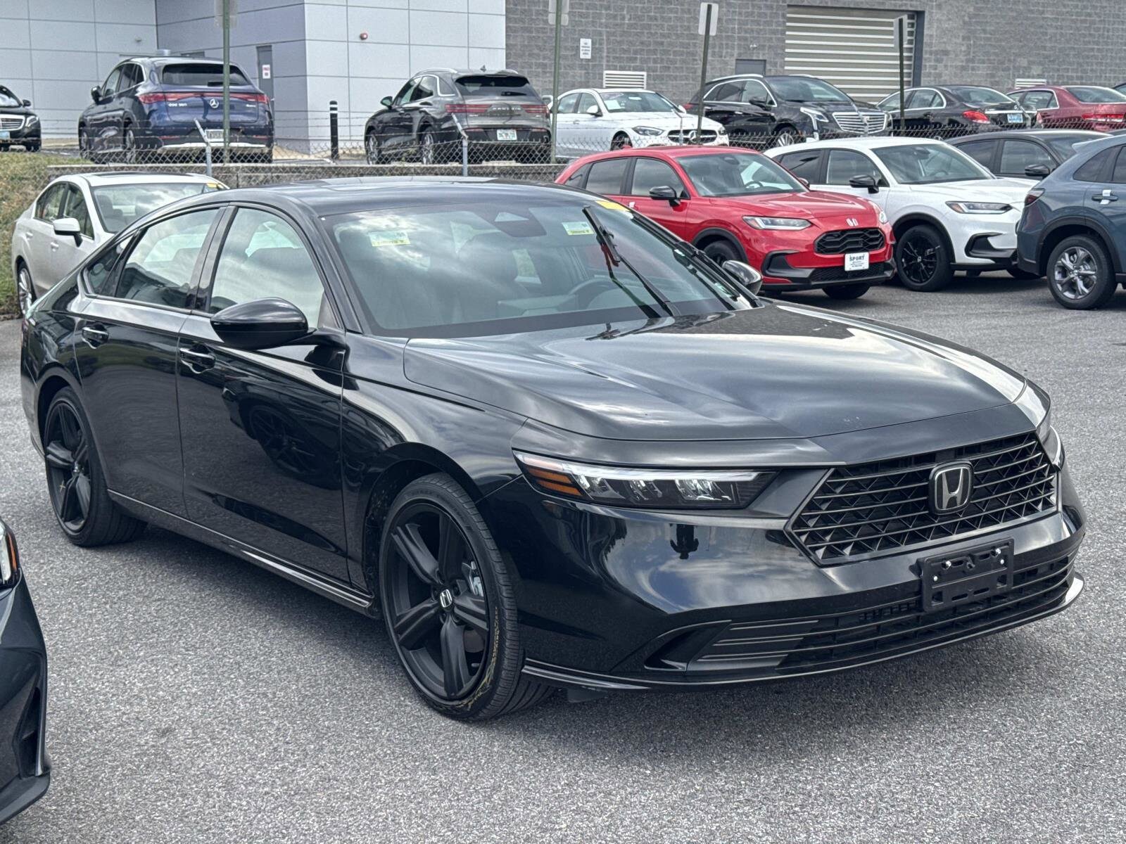 2023 Honda Accord Hybrid Sport-L photo 3