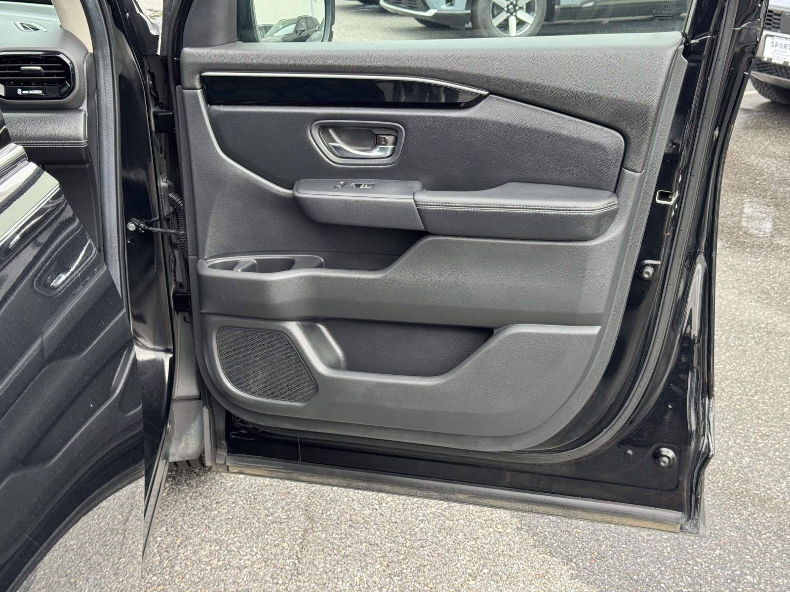 2025 Honda Pilot Touring - Photo 14