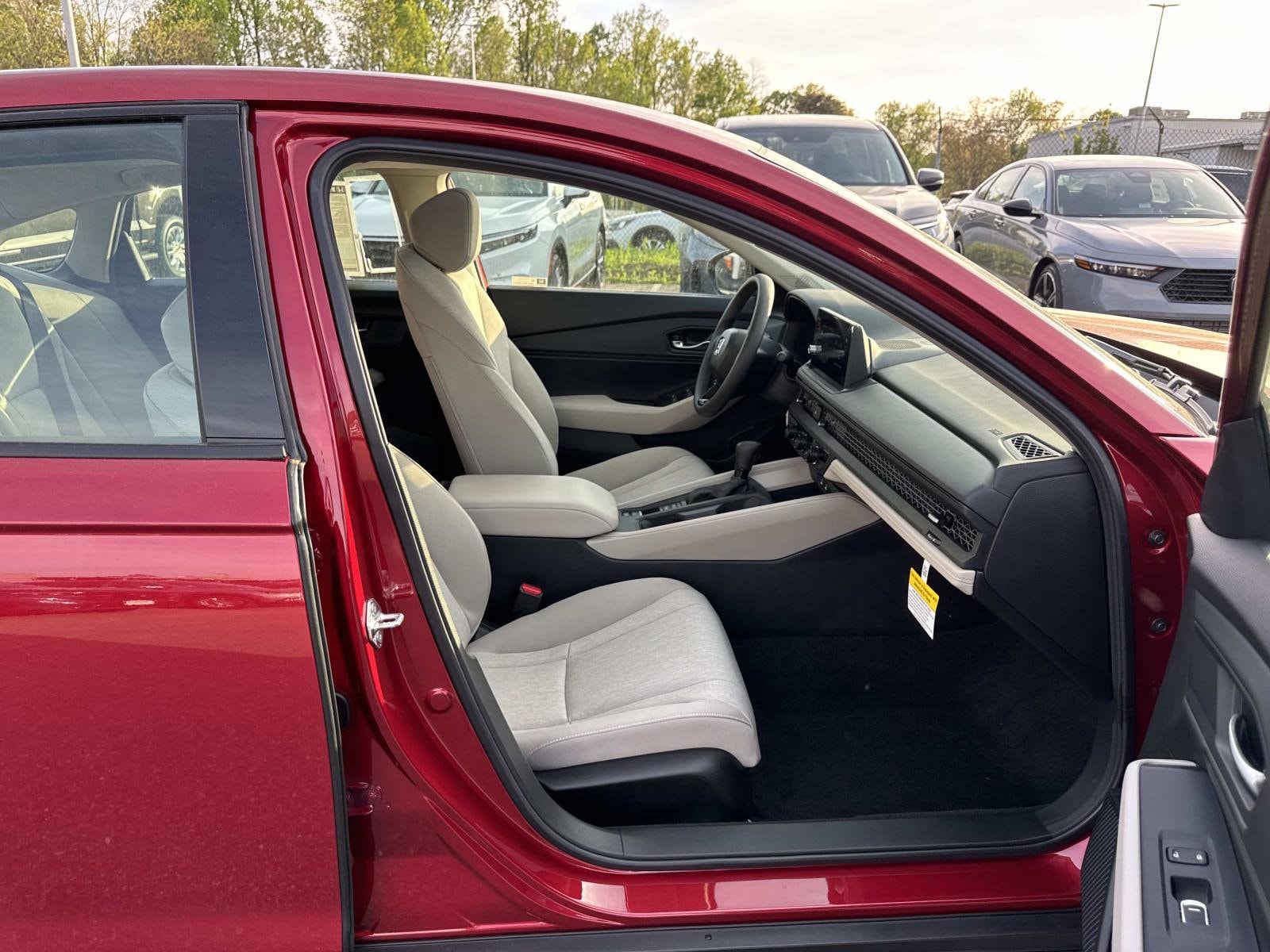 2026 Honda Accord SE - Photo 11