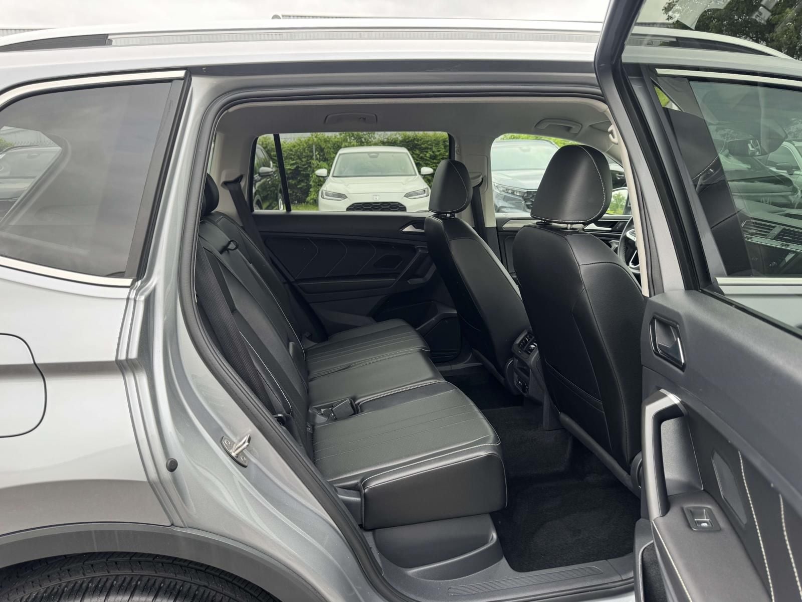 2024 Volkswagen Tiguan SE - Photo 14