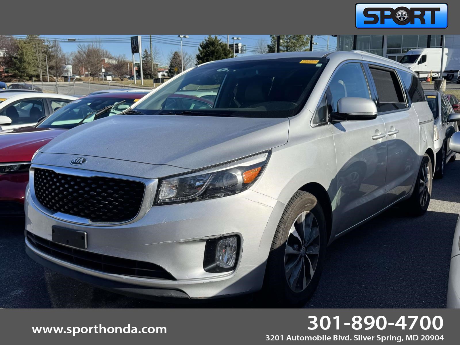 2016 Kia Sedona SX's photo