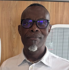 Staff member Jonathan Njoku from ID_573d22