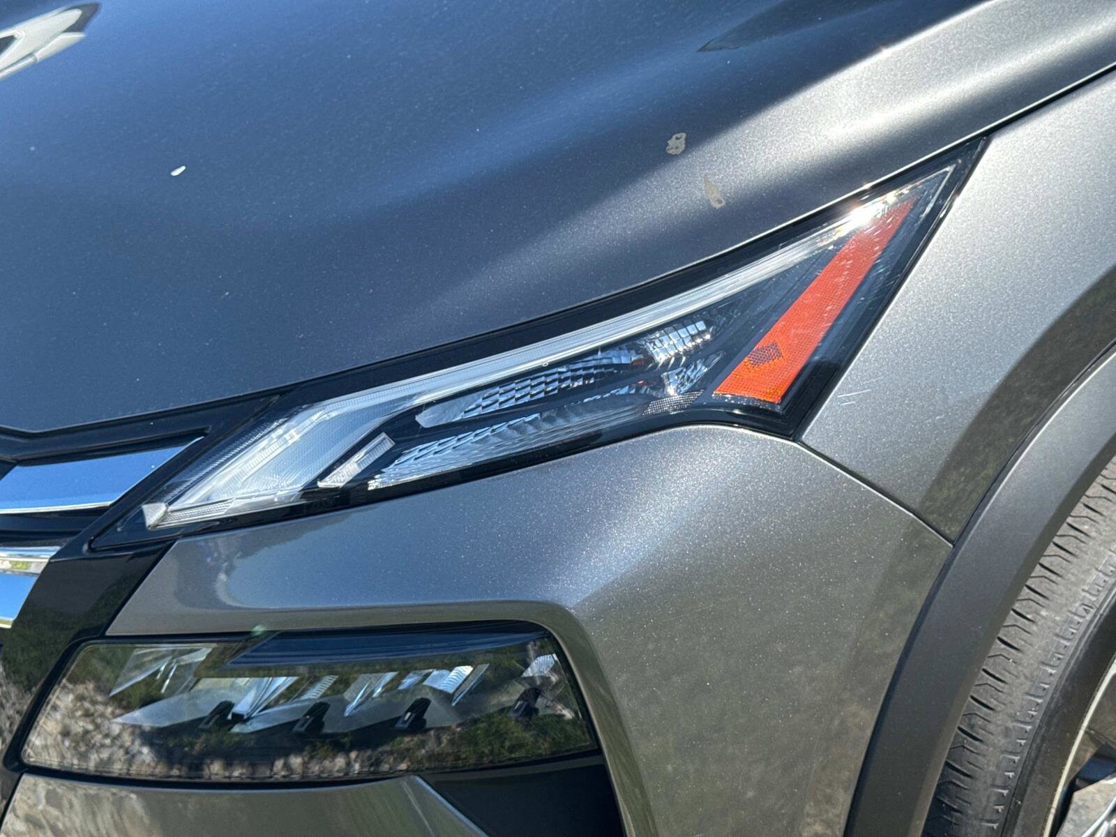 2024 Nissan Rogue SV photo 4