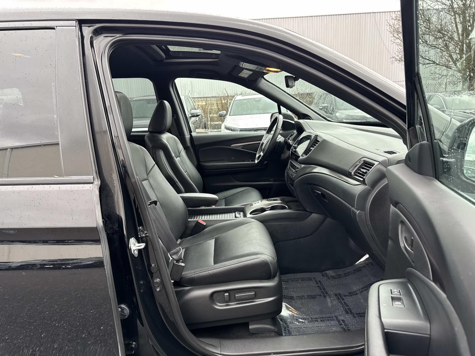 2023 Honda Passport EX-L - Photo 15