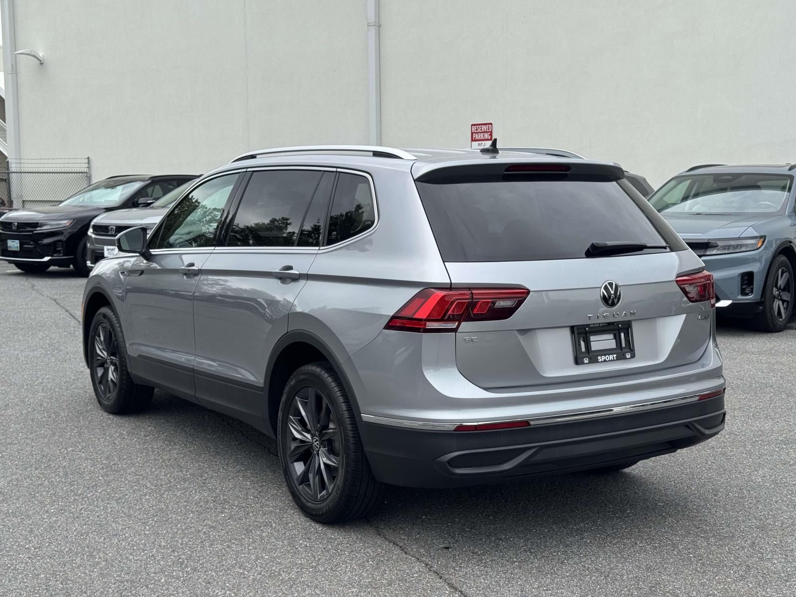 2024 Volkswagen Tiguan SE - Photo 21
