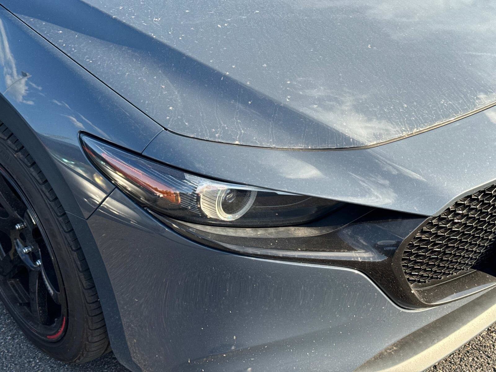 2019 Mazda Mazda3 Premium photo 4
