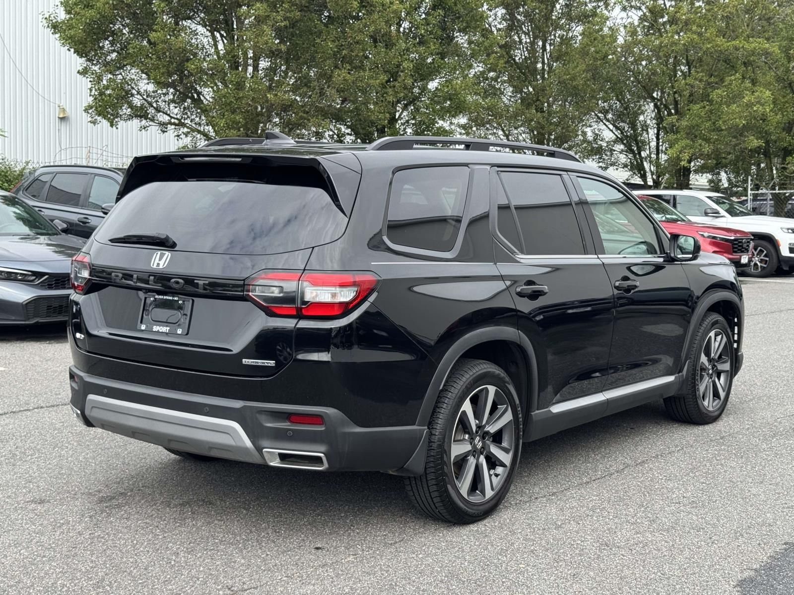2025 Honda Pilot Touring - Photo 26