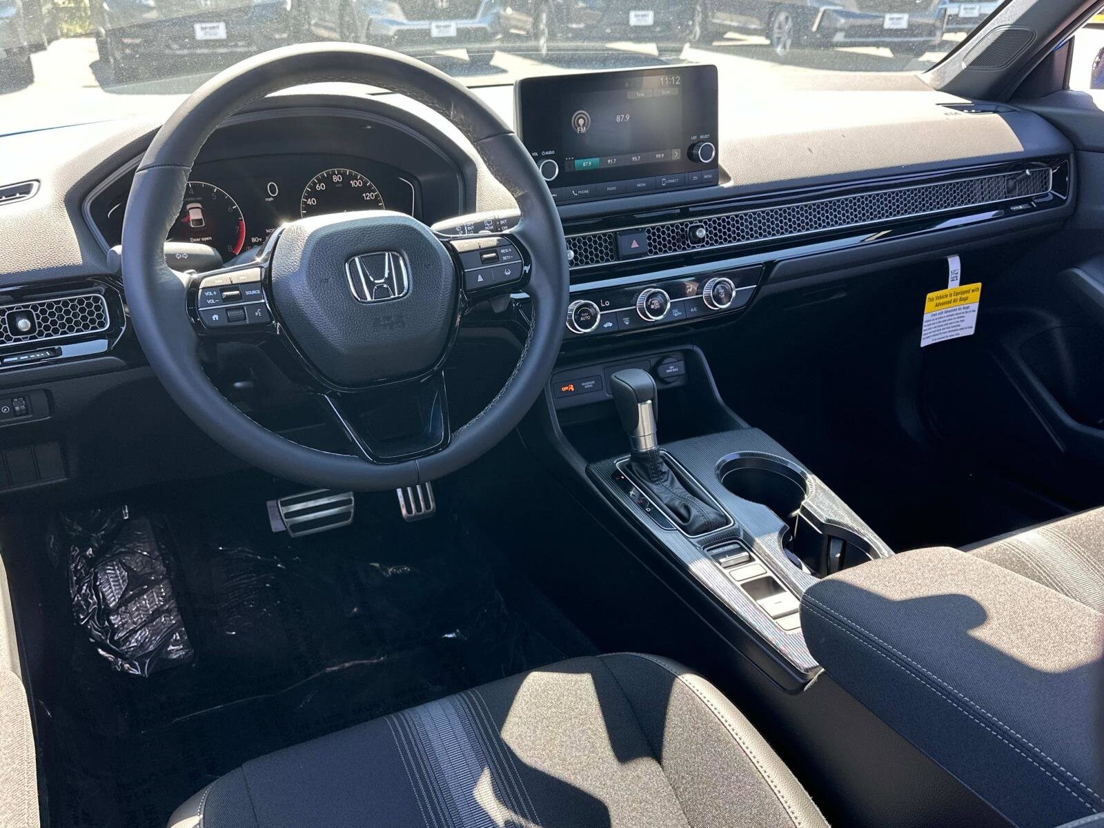 2025 Honda Civic Hatchback Sport photo 2