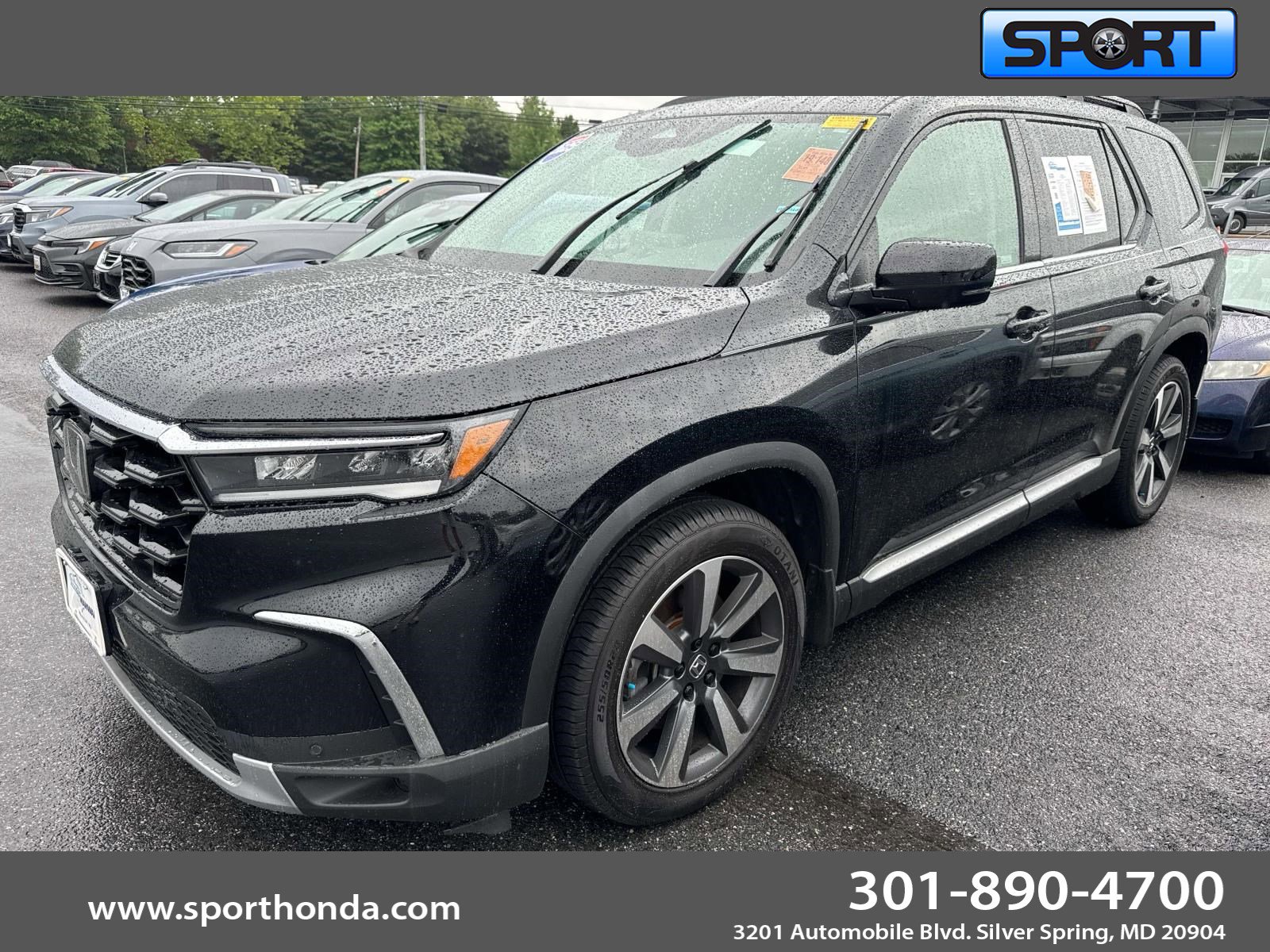 2025 Honda Pilot Touring AWD's photo