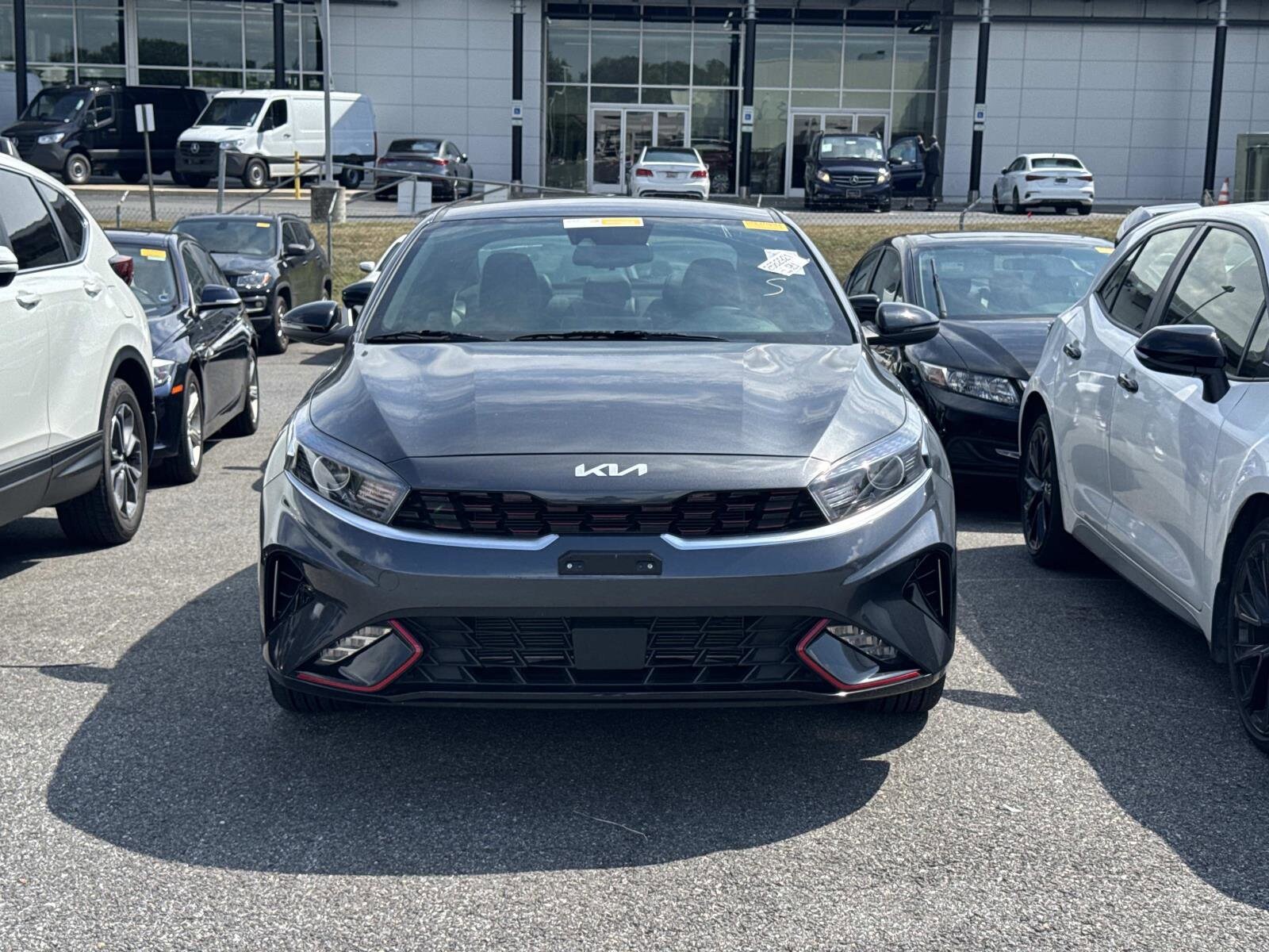 2024 Kia Forte GT-Line photo 2