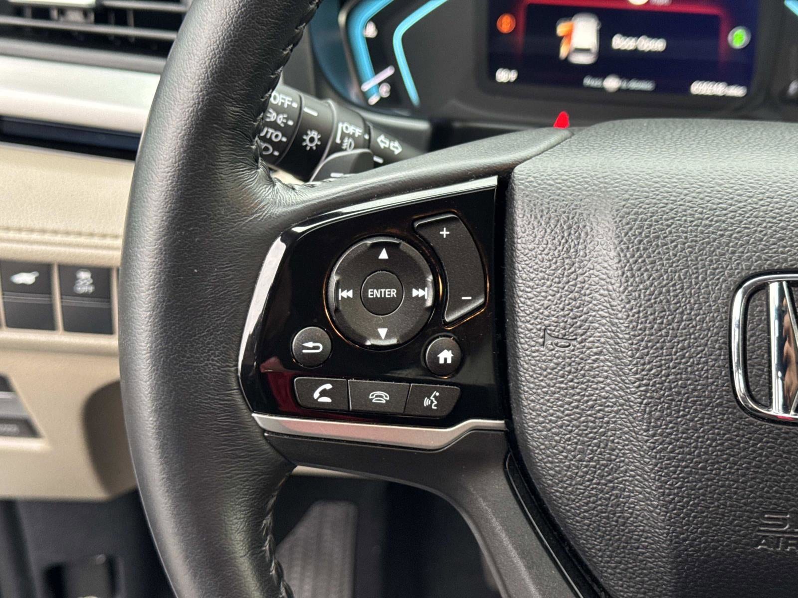 Image of 2023 Honda Odyssey Touring Van