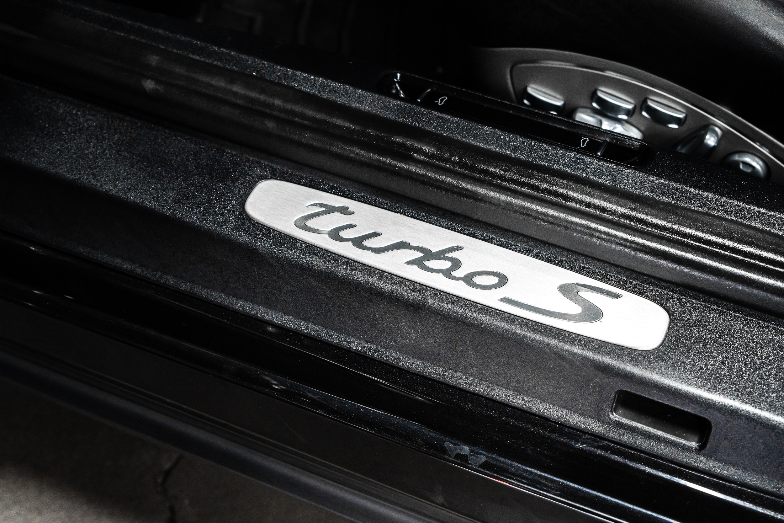 2014 Porsche 911 Turbo S - Photo 35