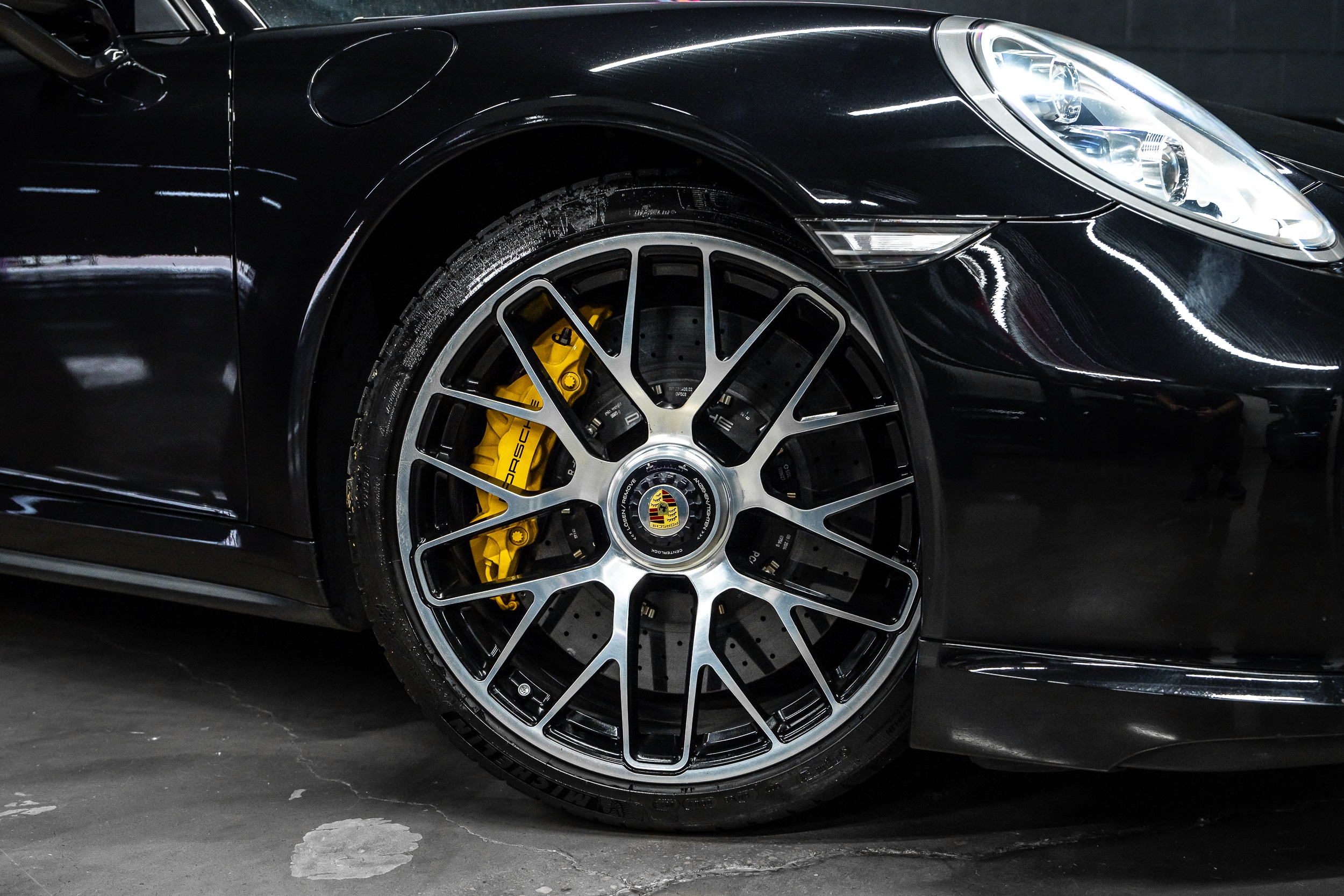 2014 Porsche 911 Turbo S - Photo 12