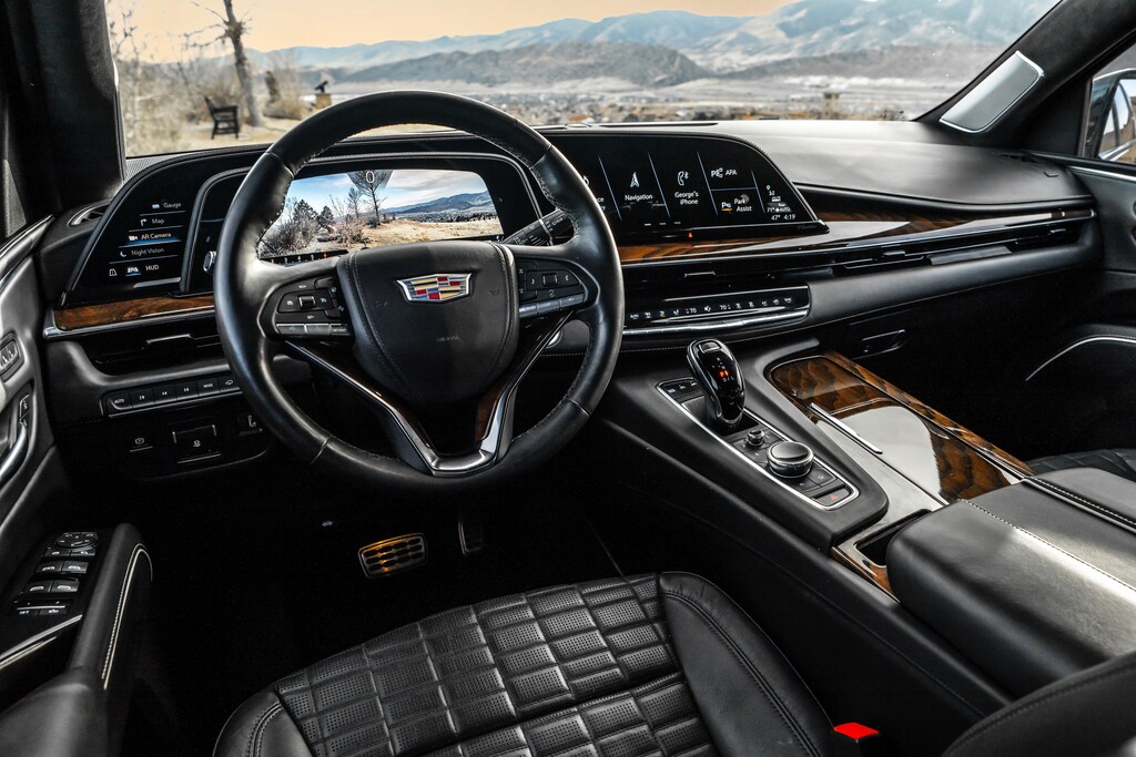 Used 2022 Cadillac Escalade ESV 4WD Sport Platinum SUV