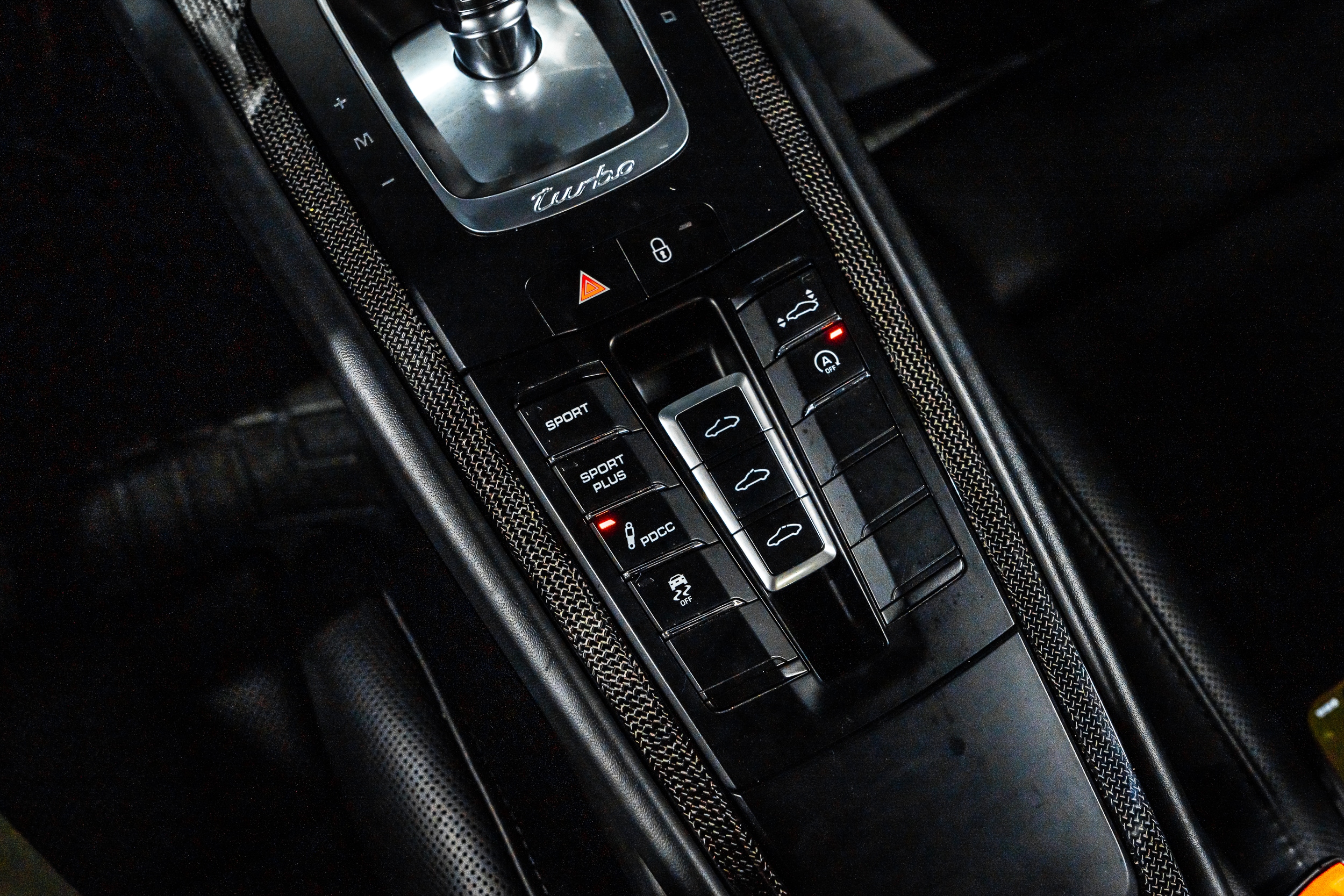2014 Porsche 911 Turbo S - Photo 28