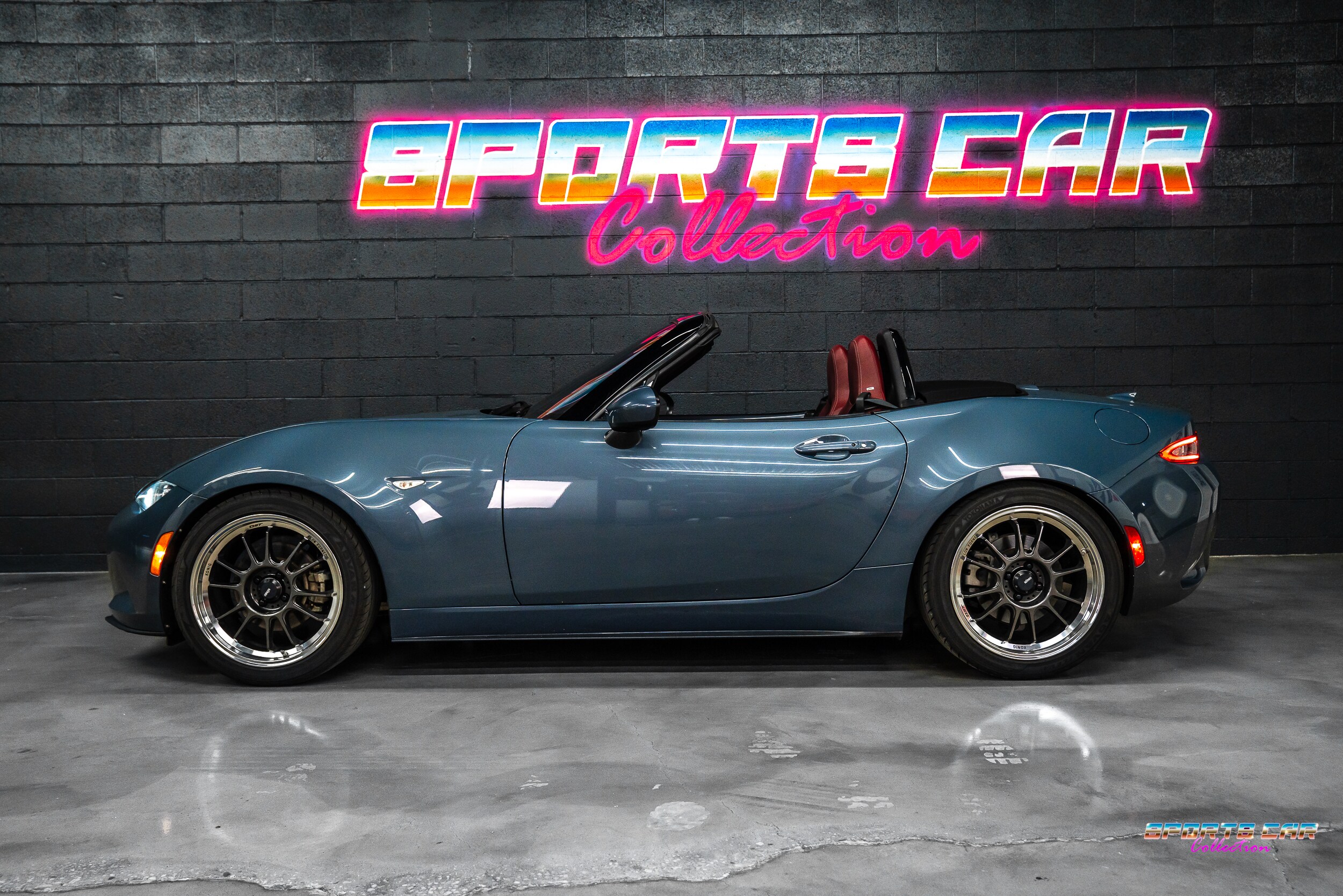 2020 Mazda MX-5 Miata Miata Grand Touring photo 2